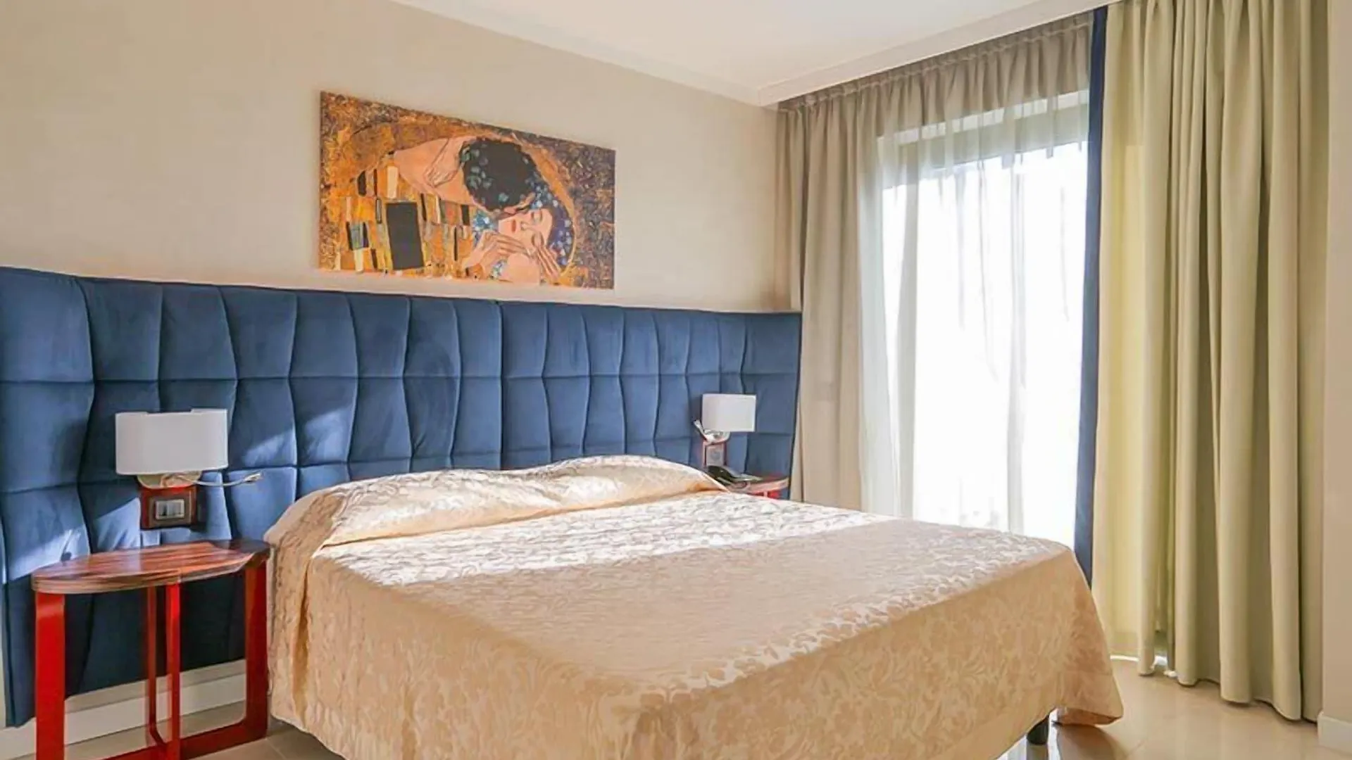Victoria Palace Cefalu Hotel