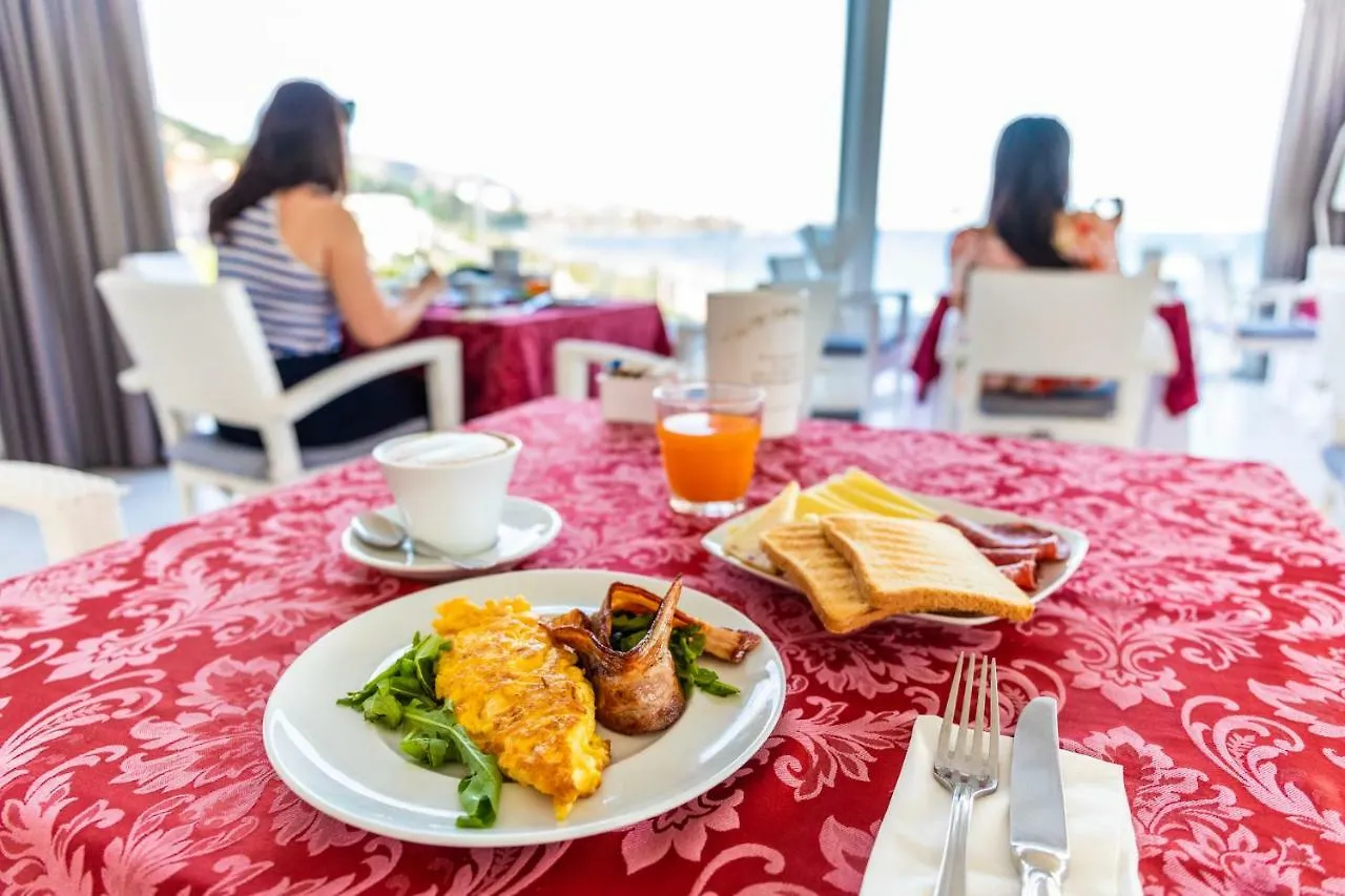 Victoria Palace Cefalu Hotel